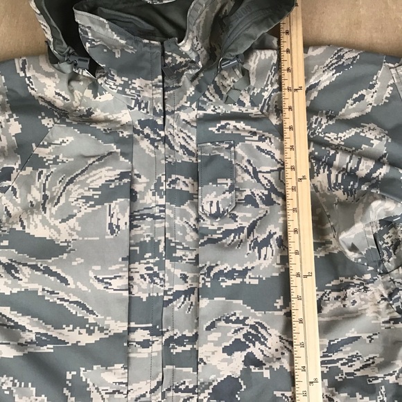 US Army All Purpose Environmental Camouflage Parka Mens Small Hooded Insulated - Picture 10 of 10